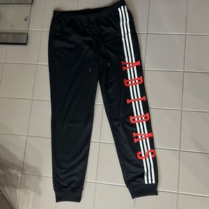 Adidas Neo Slip Used but like new - no damages no stains